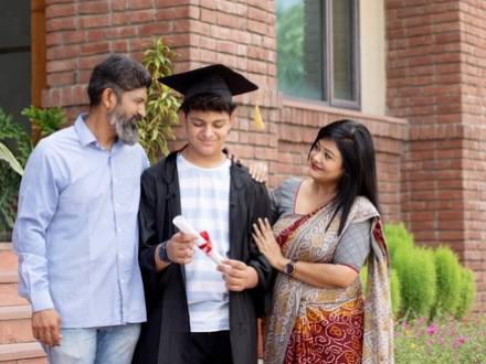 Tips for paying for college with divorced parents